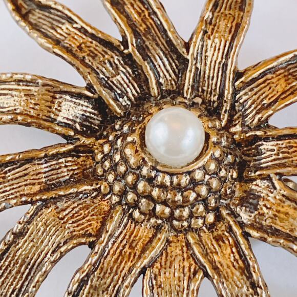 VTG Lot 3 Mid Century Modernist Abstract Gold Tone Enamel Brooches 1960s 70s - Picture 6 of 10